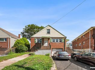552 N Main Street, Lodi, NJ 07644