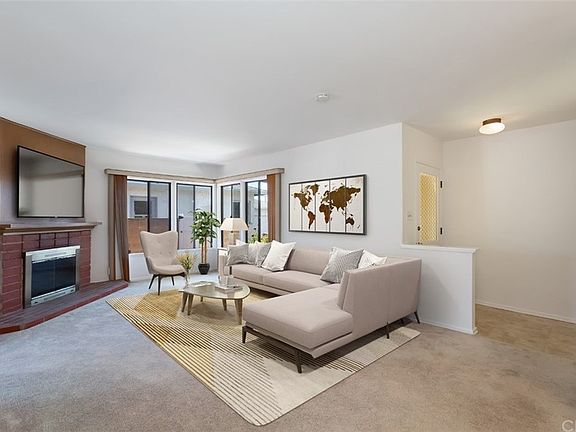 3rd image of 16110 Spinning Ave