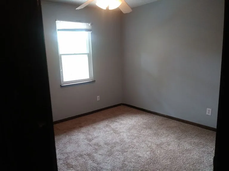 6333 N Wyandotte St — Photo 4