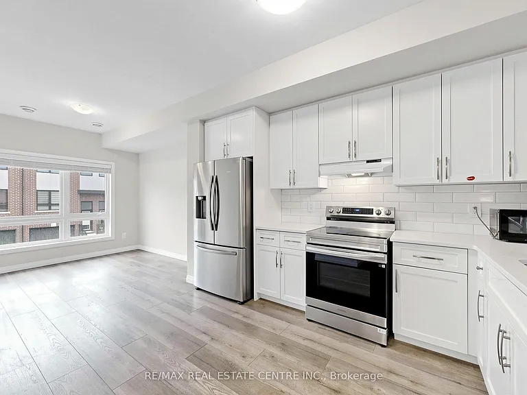 720 Grey St S #55 — Photo 12