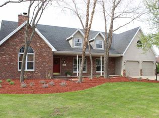 1126 E Rustic Rd, Appleton, WI 54911