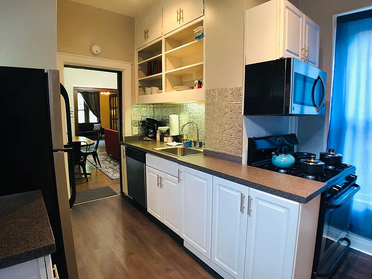 318 W Hubbard Ave — Photo 10