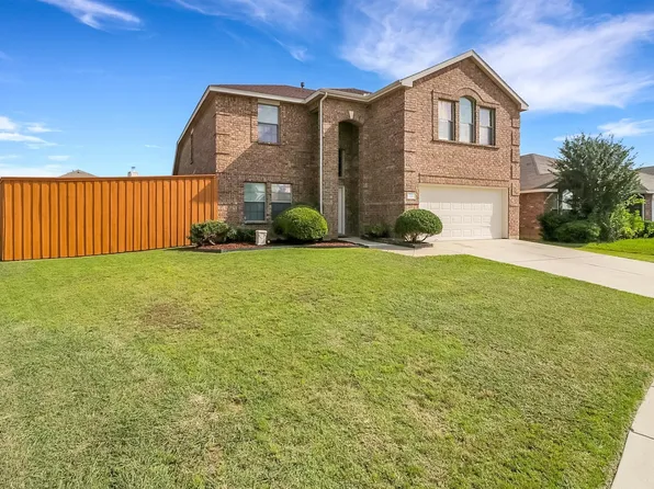 701 Stonedale Dr, Arlington, TX 76002