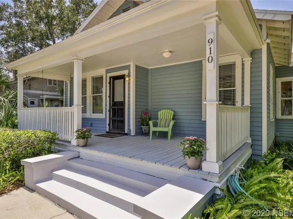 910 Magnolia St, New Smyrna Beach, FL 32168