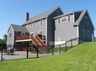 5 Freeman Cir, Hudson, MA 01749