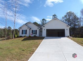 17 Cole Court Dr, Commerce, GA 30529