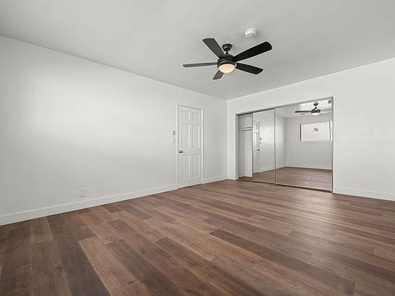 2nd image of 3933 Nicolet Ave #113