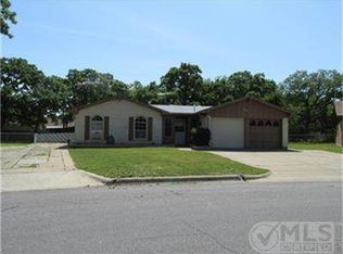 3308 Woodthrush Ln, Denton, TX 76209