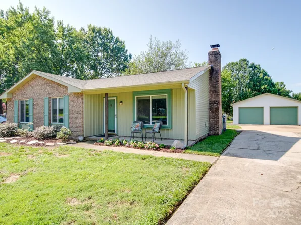 12116 Red Hickory Ln, Charlotte, NC 28273