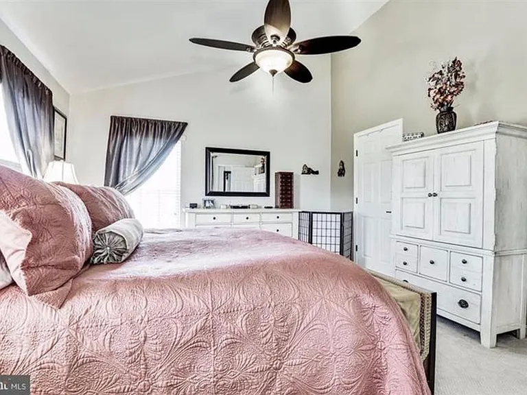 1617 Potomac Greens Dr #B — Photo 35