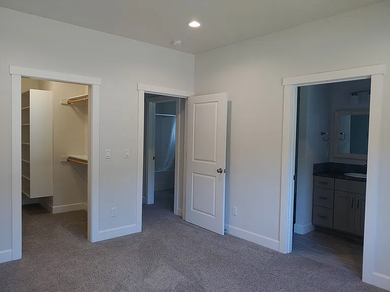 1803 Watkins Rd — Photo 14