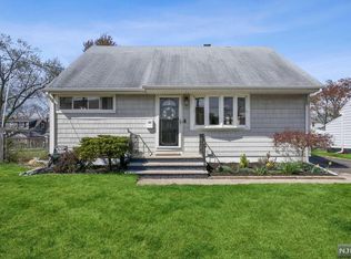 53 W Warren St, Iselin, NJ