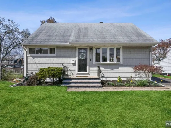 53 W Warren St, Iselin, NJ 08830