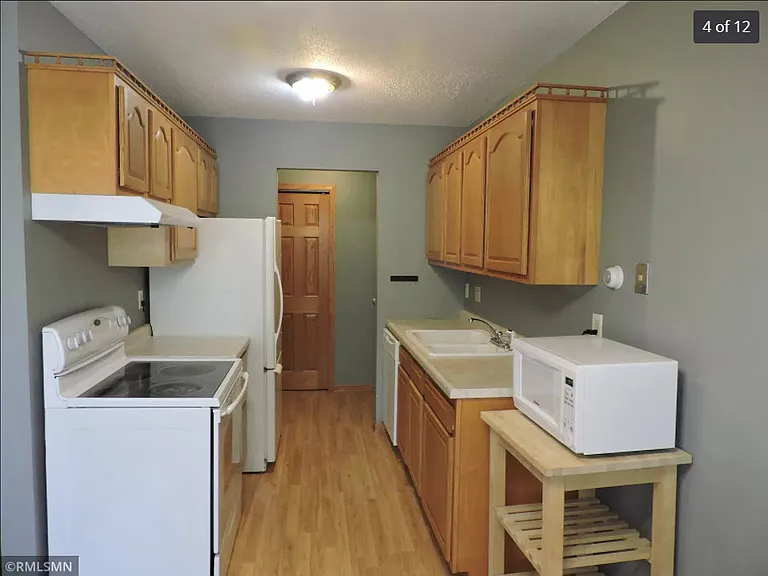 802 Old Settlers Trl #6 — Photo 5