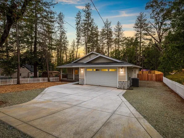 10034 Greenwood Rd, Grass Valley, CA 95945