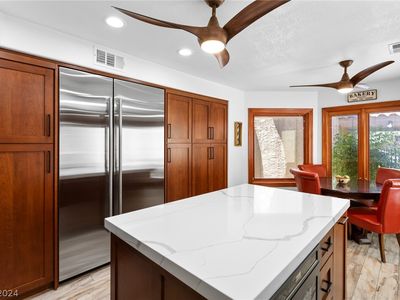 7725 Spanish Bay Dr, Las Vegas, NV, 89113