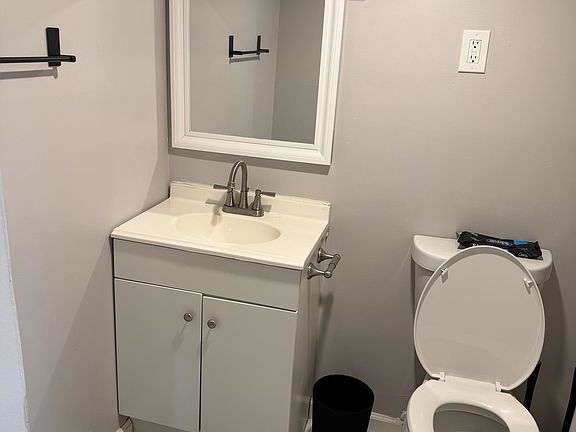 2nd image of 32 Danforth Ave Unit 3