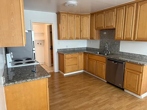 1213 W Washington Ave #1 Photo 1 1213 W Washington Ave #1 Photo 1