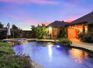 120 Love Bird Ln, Murphy, TX 75094