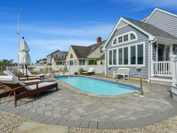 206 Curtis Point Dr, Mantoloking, NJ 08738