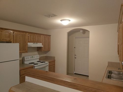 5th image of 706 Sonesta Ct