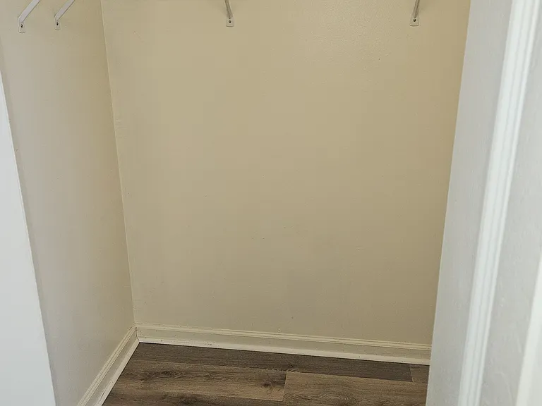 2701 Ashby Dr — Photo 11