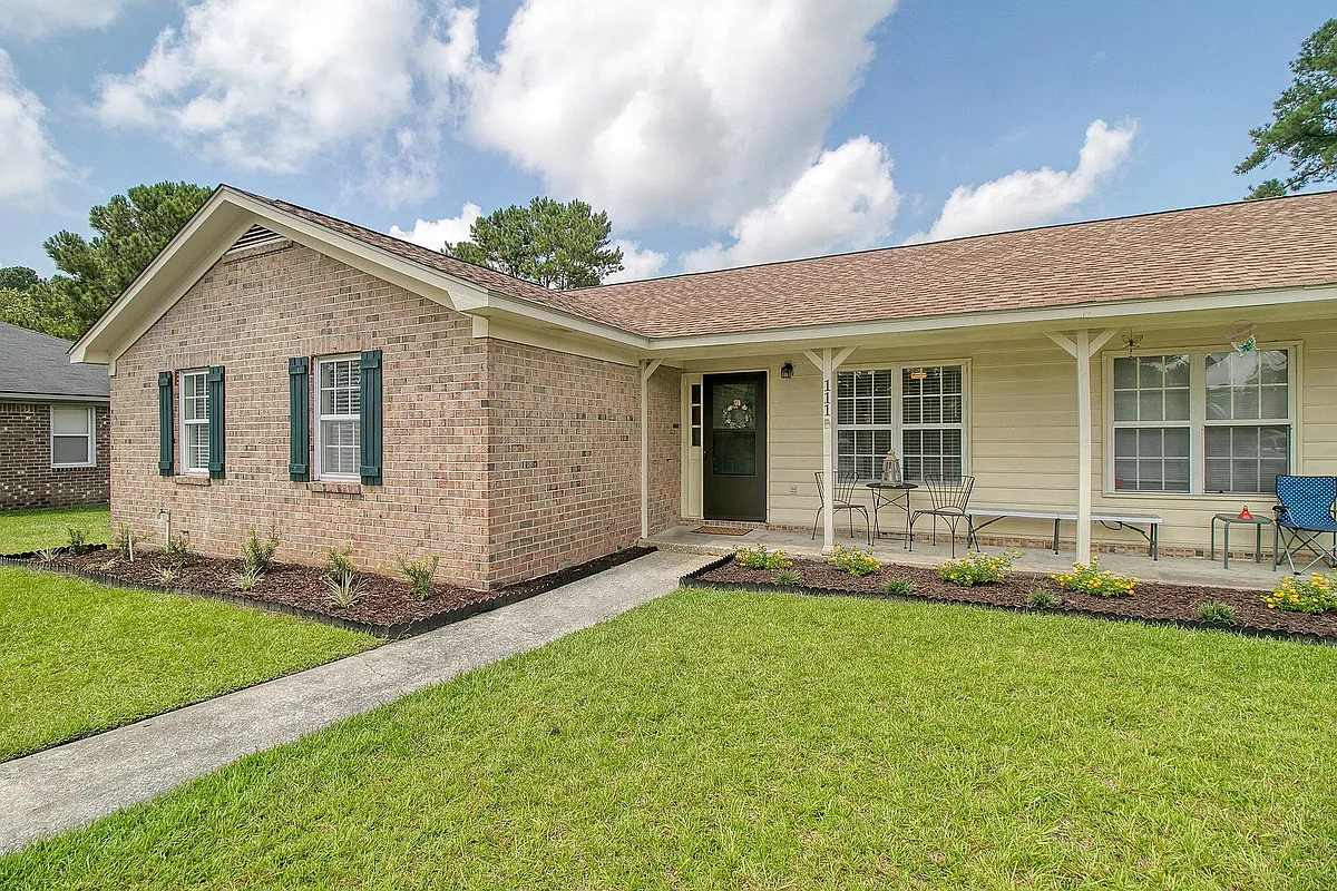 Your private front entrance with Security Camera - 111 Ashwood Ct