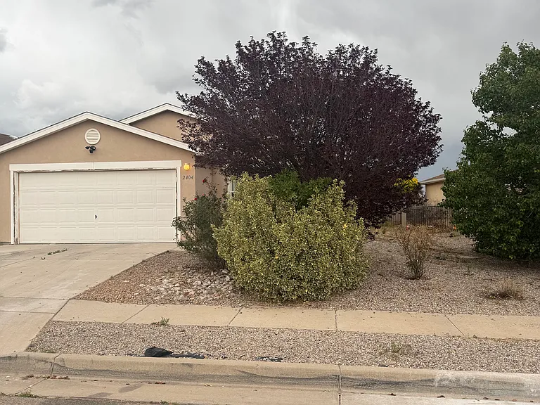 2404 Blue Sky St SW — Photo 2