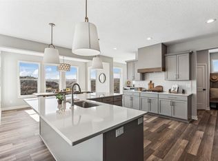 7410 Waters Edge Ave, Shakopee, MN 55379