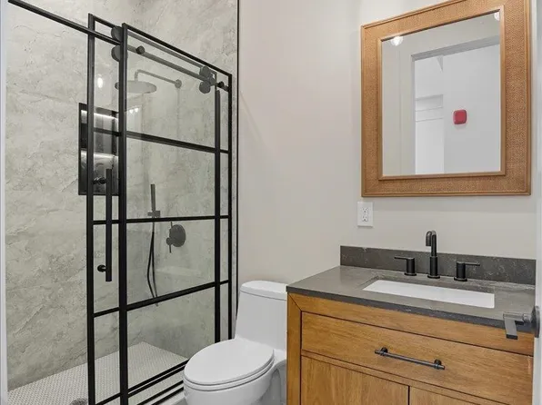 10 Prescott Street image 15 of 28