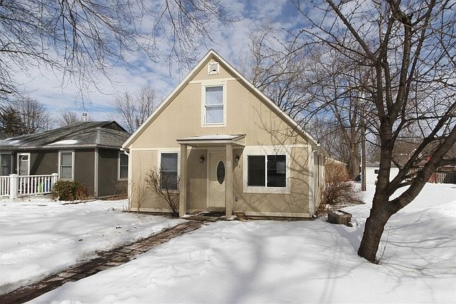 1st image of 118 Woodrow Ave