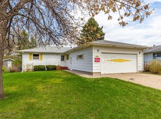 2953 3rd St N, Fargo, ND 58102