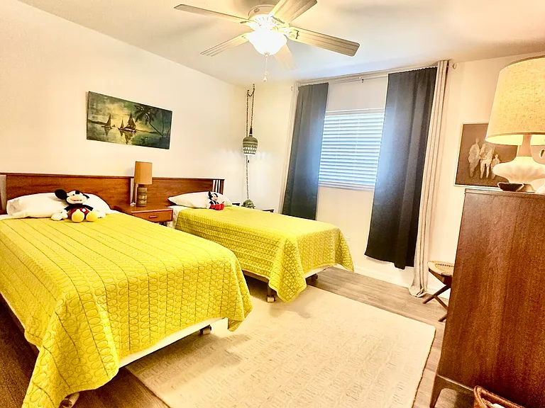 410 Surf Rd — Photo 18