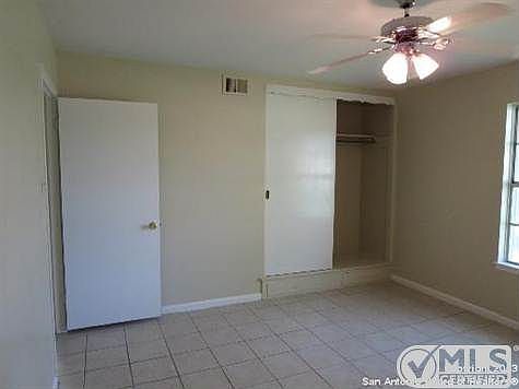 5th image of 7426 Dumbarton Dr