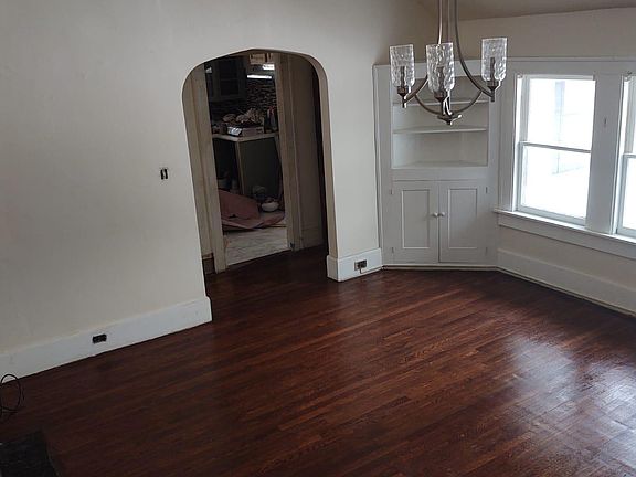 4th image of 457 Canisteo St #201