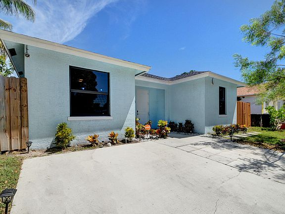 2nd image of 701 58th Street