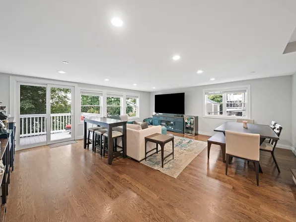 95-95 Summit Ave #1, Winthrop, MA 02152