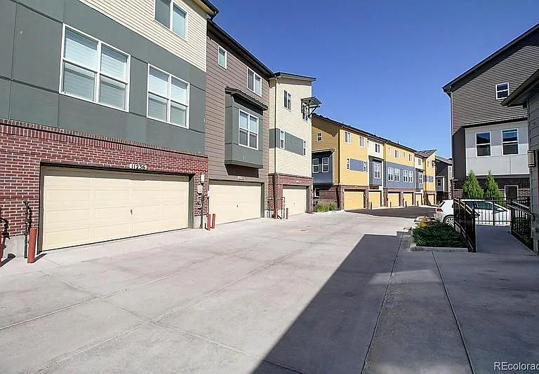 11240 Uptown Ave — Photo 27