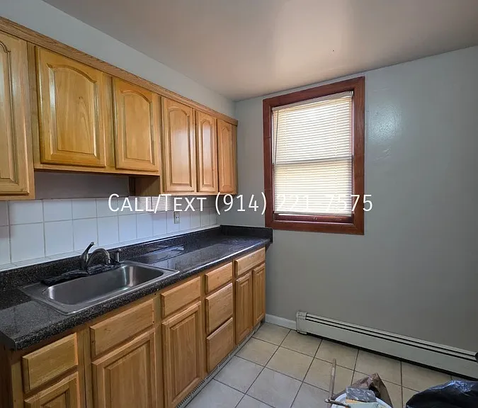 65 Glenwood 3rd Ave — Photo 3