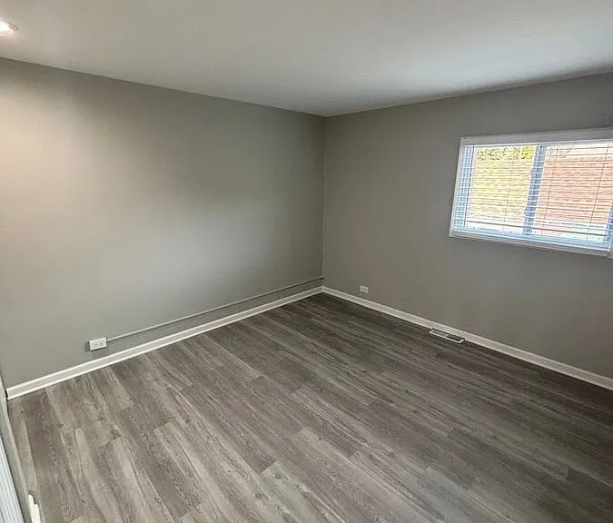 760 Main St #L — Photo 3