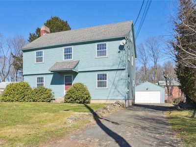 32 Mountain View Ter, North Haven, CT, 06473