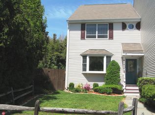 132 Broad St, Groton, CT 06340