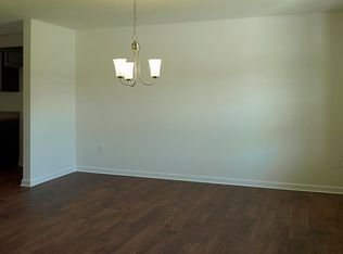156 Battle Bluff Dr #4, Rossville, GA 30741