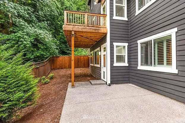 825 224th Ave NE — Photo 25