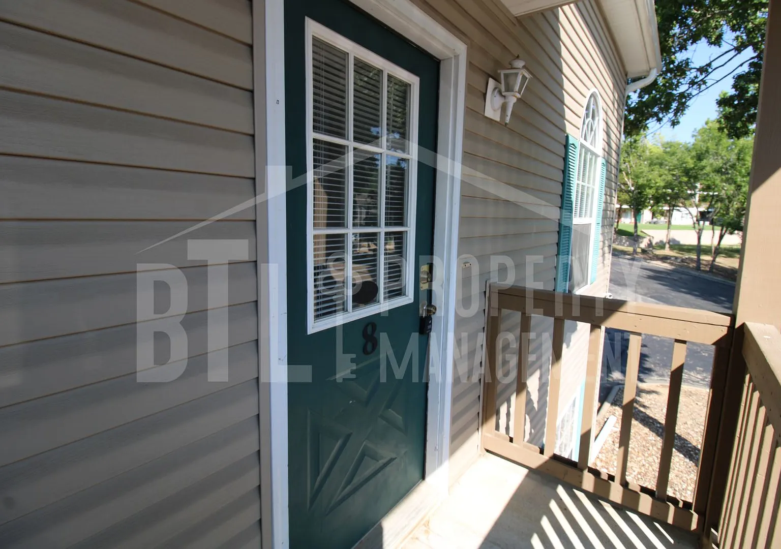 Charming 2 Bedroom in Branson! — Photo 2
