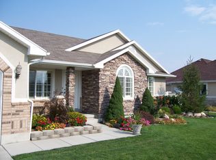 7413 S Regal Hill Dr, West Jordan, UT 84081