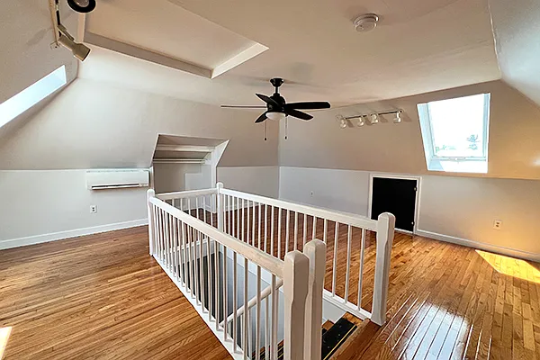 159 Brown St #6 — Photo 4