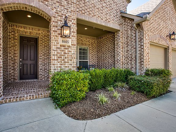 4th image of 8605 Broad Meadow Ln