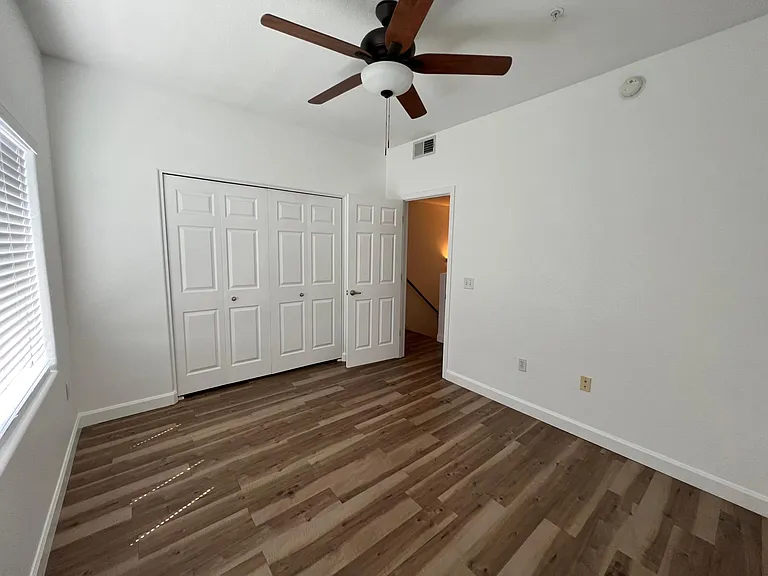 4455 E Paradise Village Pkwy S #1060 — Photo 23