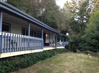 17301 Canyon Dr, Brookings, OR